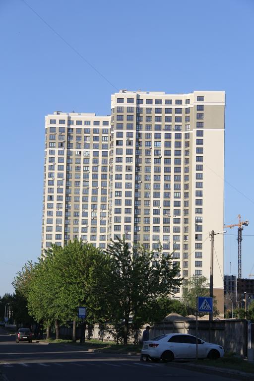 Solo Apartment Virmenska Kyiv Exterior photo